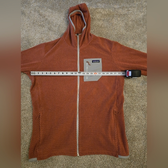Patagonia R1 Air Red Full-Zip Hoodie - Picture 9 of 9